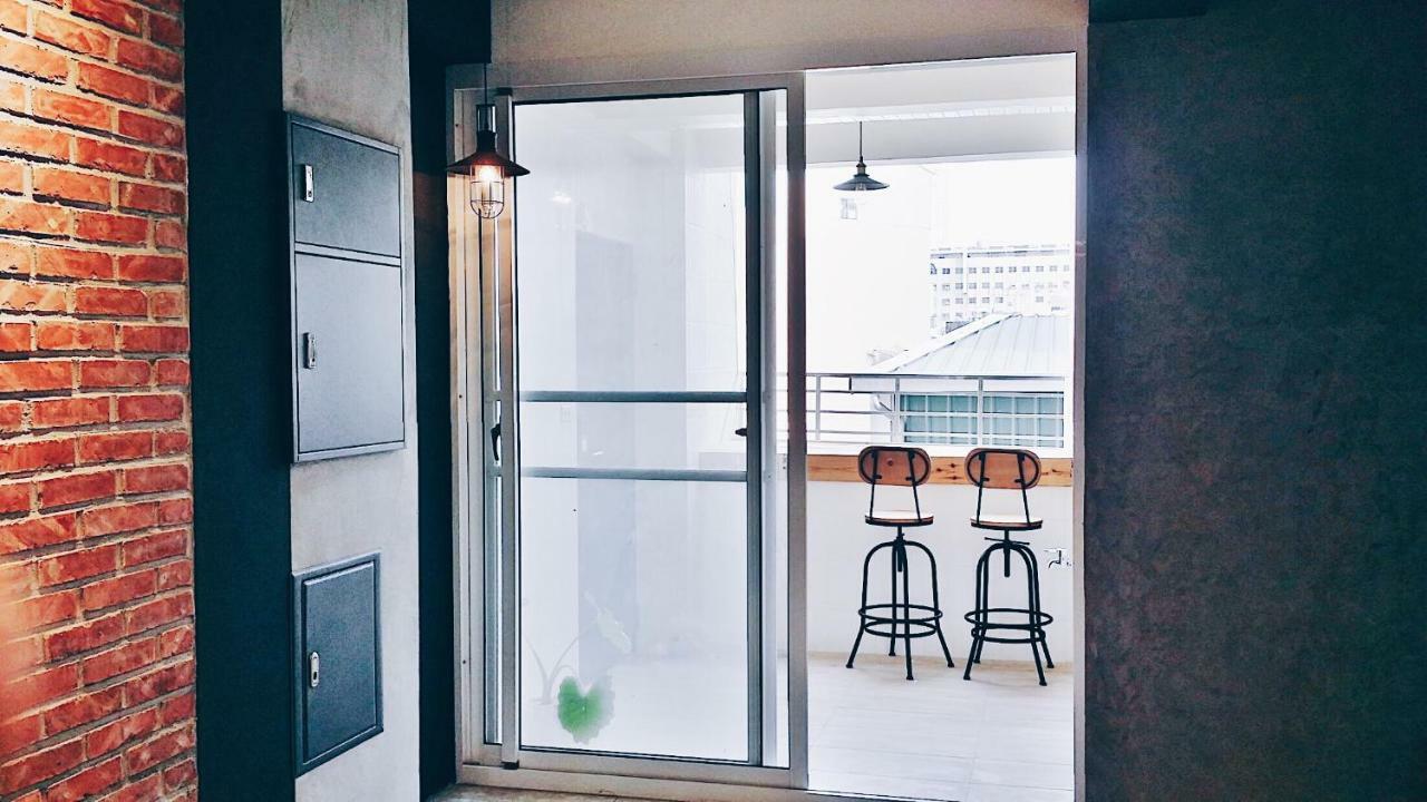 Mutter Apartment Tainan Buitenkant foto
