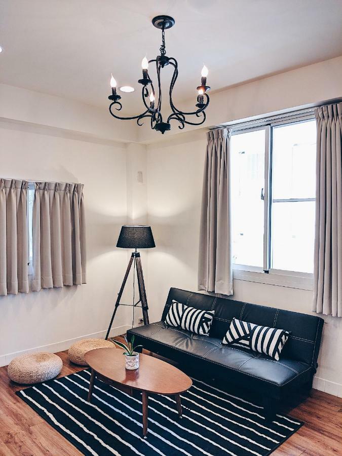 Mutter Apartment Tainan Buitenkant foto